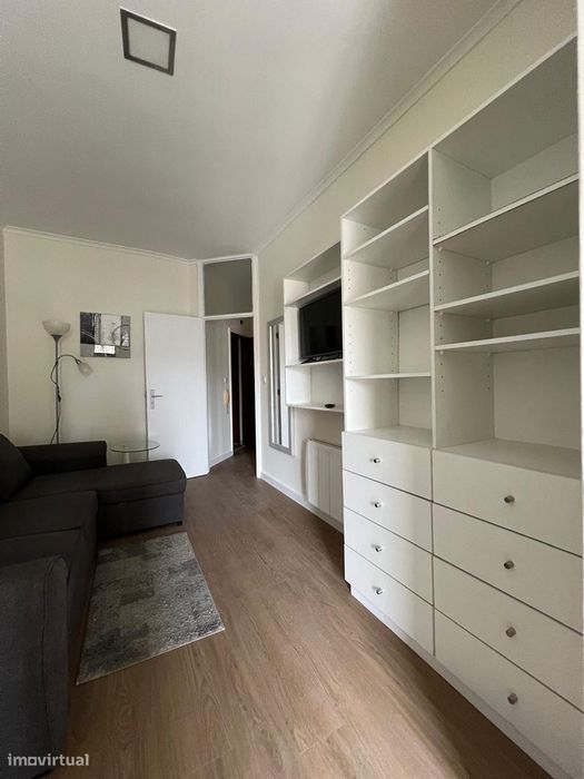 Apartamento T1, mobilado ao Marquês, Porto — Bonfim, Porto
