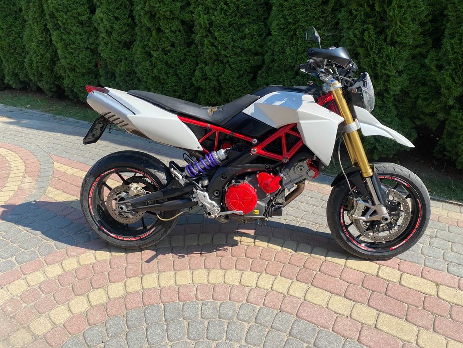 Aprilia Dorsoduro 750 2010r uszkodzona