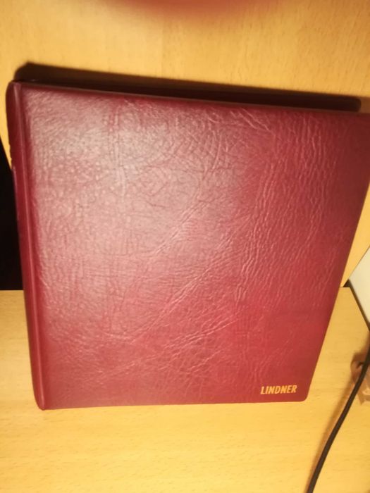 Album e folhas pré-impressas Lindner, de 1999 até 2002, selos e blocos