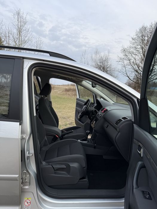 Touran 2011 1.4 TSI автомат