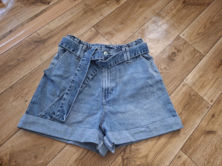 Spodenki jeansowe damskie r M