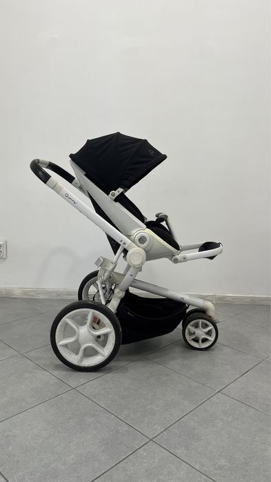 Універсальна коляска Quinny Moodd біла