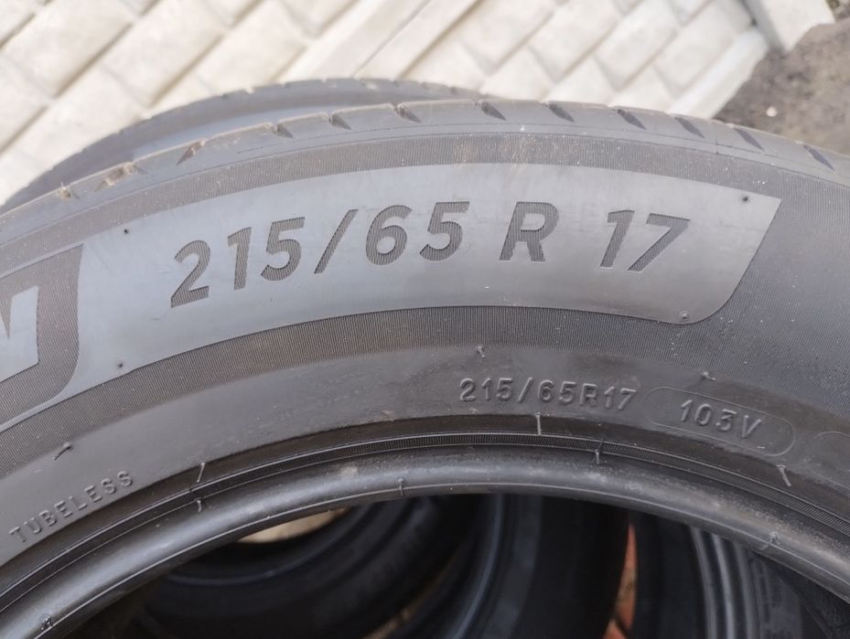 Opony letnie Michelin 215/65/17
