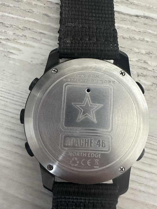 Цифровий чорний наручний годинник Apache-46 North Edge
