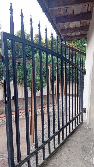 Ogrodzenie metalowe 8 przęseł, furtka, brama 2 skrzydłowa