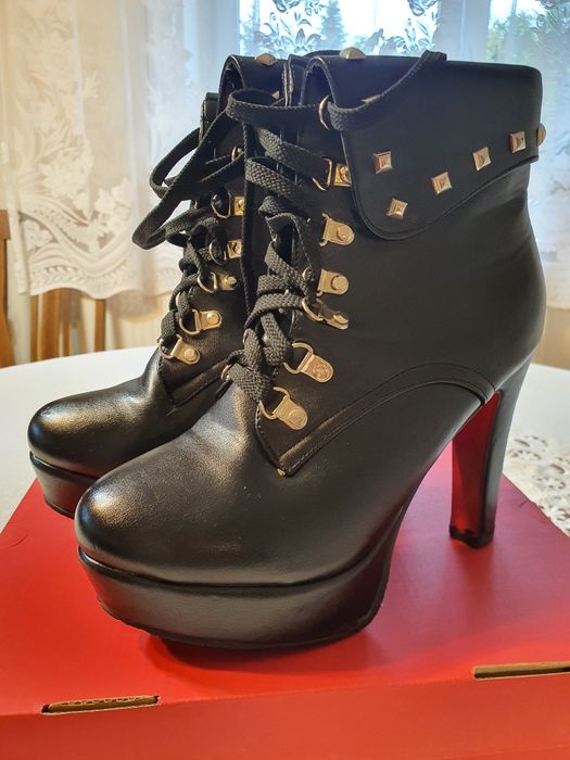 Botki ocieplane wysokie