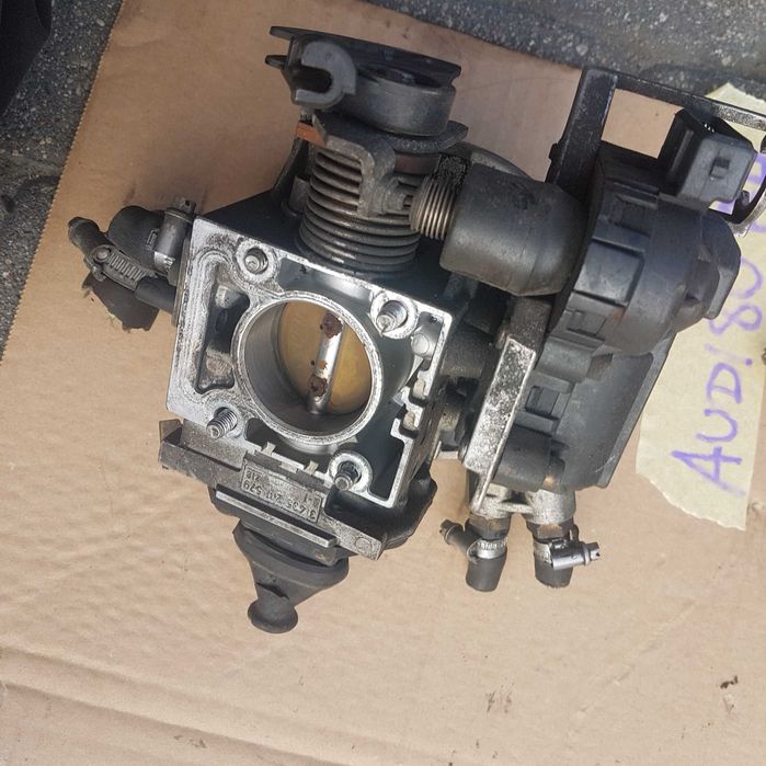 przepustnica wtrysk silnik GOLF III 1.8 audi 80 PASSAT B3 bora vento