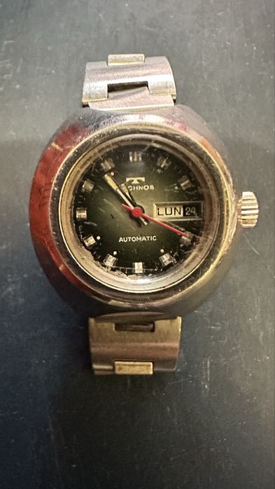 Годинник Technos