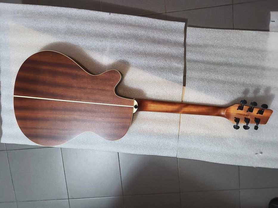 Guitarra western slim eletroacústica de concerto