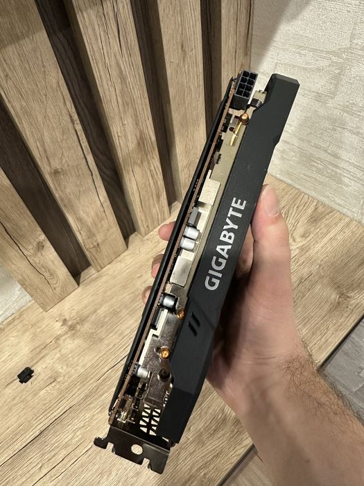 Відеокарта Gigabyte Radeon RX 5500 XT 4GB