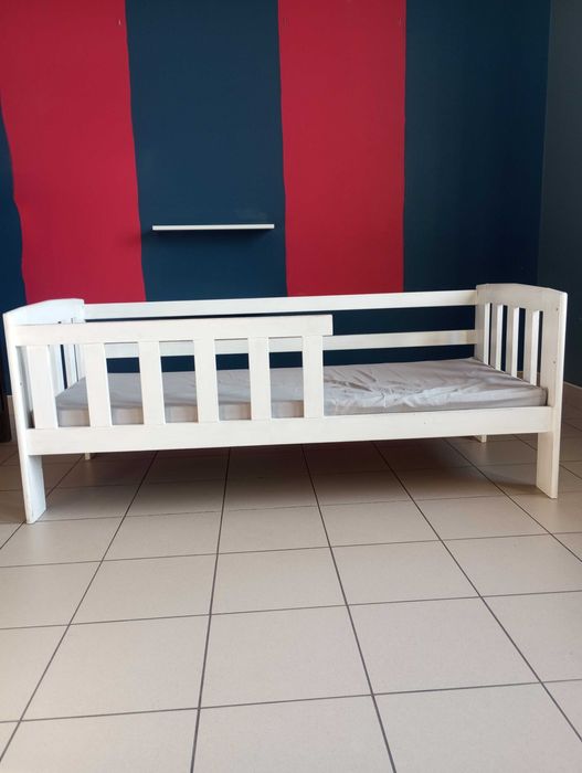 Sprzedam łóżeczko dziecięce