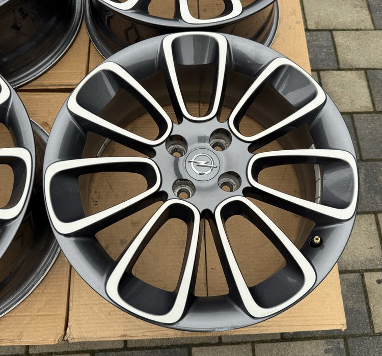 Oryginalne felgi Opel Adam Corsa Meriva 4x100 17" 7J ET44