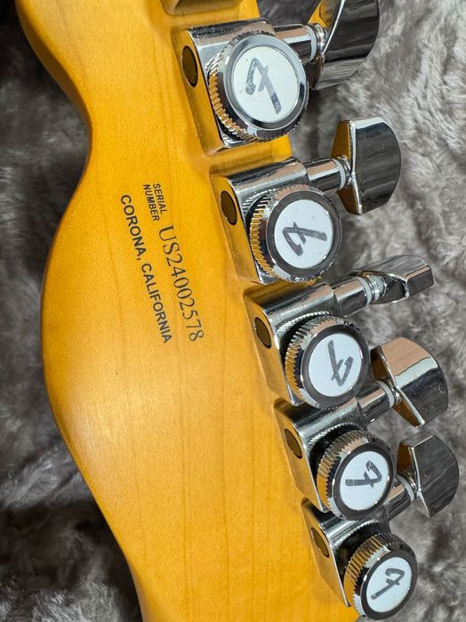 Fender American Ultra II Telecaster Texas Tea Nova