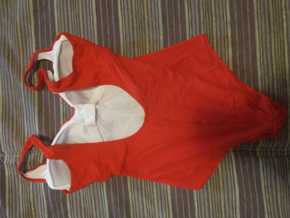 Купальники жіночі