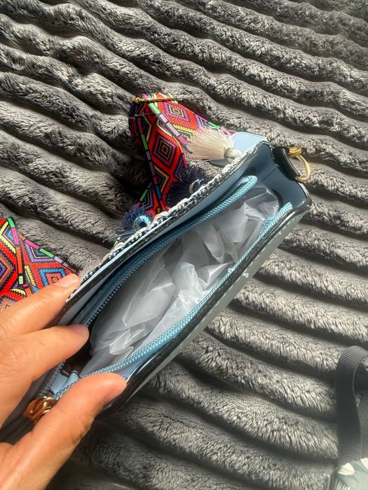 Bolsa tiracolo/de ombro em pele entrançada azul bag