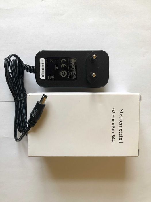 Zasilacz 12V 2,5A  wtyk 5,5 mm, 2,5 mm w środku