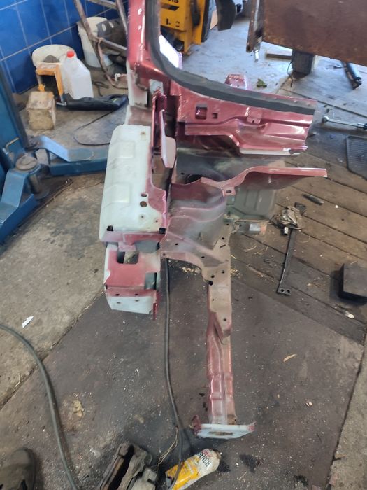 Podłużnica ćwiartka bok Doblo2017combo  błotnik tył pełny max i krótki