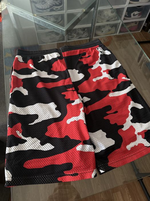 Adidas x nba Chicago Bulls camo shorts