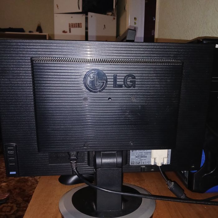 Монитор LGL204WT