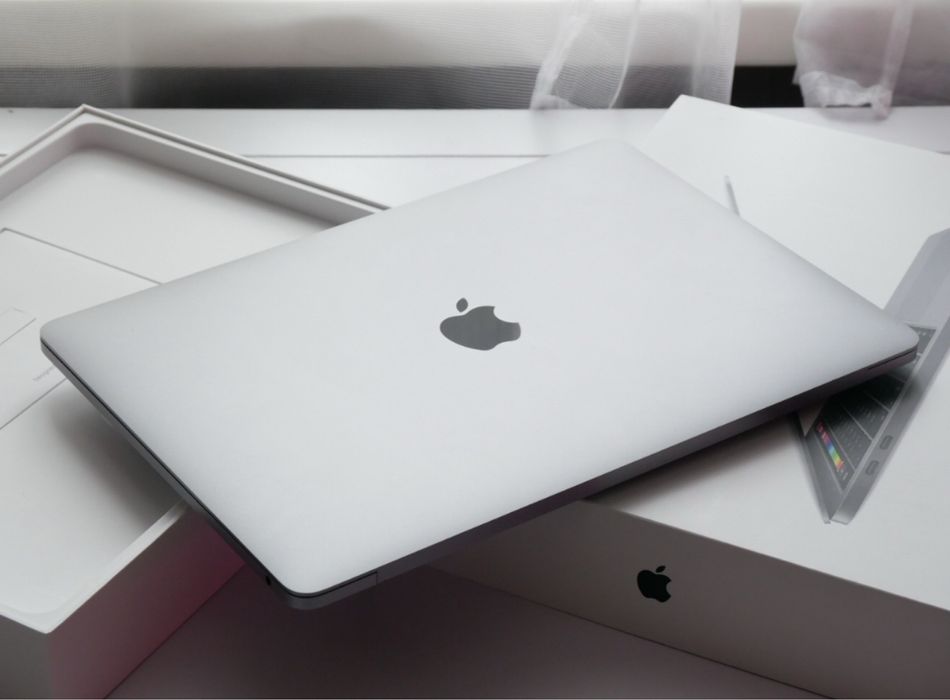 MacBook Pro 2019 TouchBar i5 1.4/3.9 GHz | 8Gb Ram | 128Gb SSD