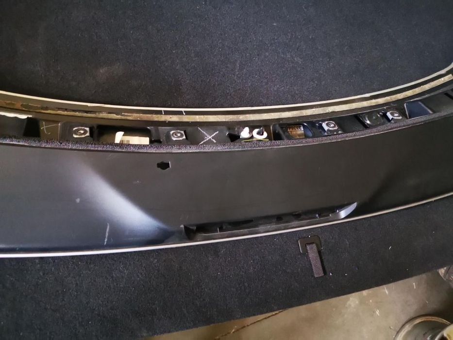 NISSAN QASHQAI J11 AILERON / SPOILER TRASEIRO Z050
