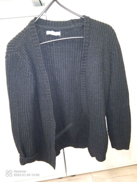 Czarny sweter Primark 134 cm