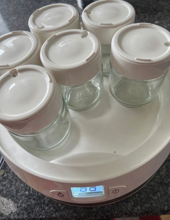 Máquina de fazer iogurtes