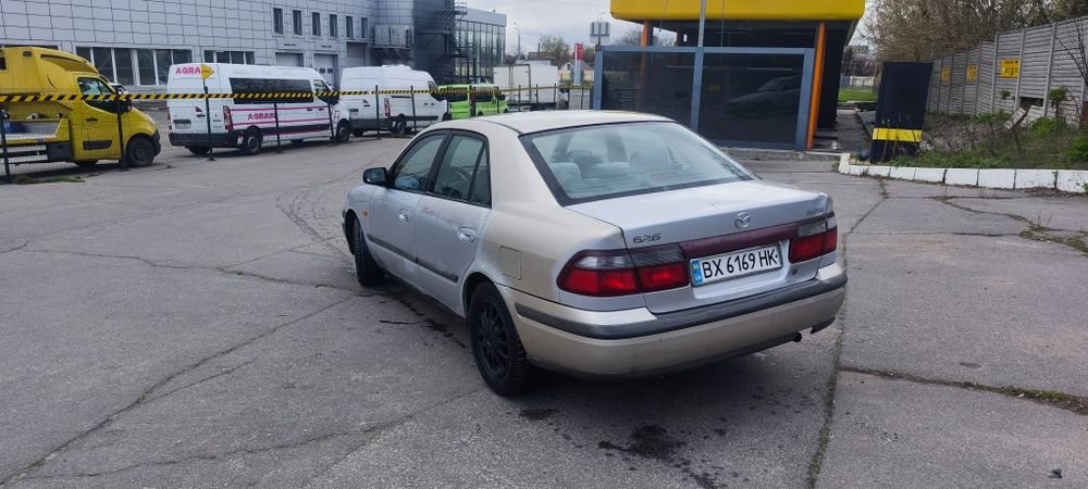 Продам Mazda 626gf дёшево.
