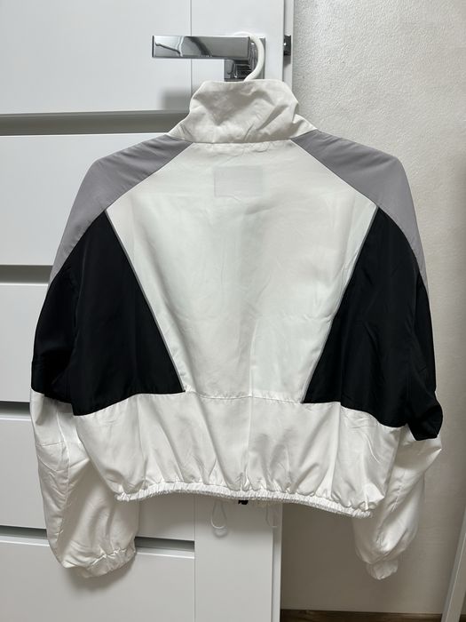 Nowa kurtka wiatrówka Pull&Bear rozmiar S