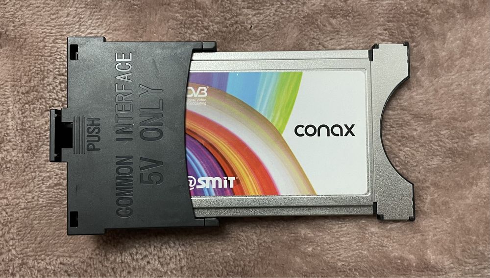 CAM модуль для підключення кабельного телебачення