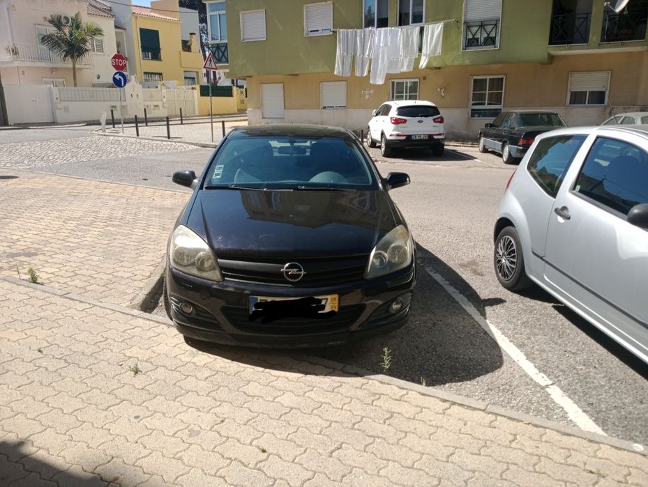 Opel Astra GTC 1.3