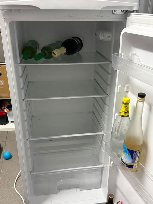 Frigorifico com pouco uso