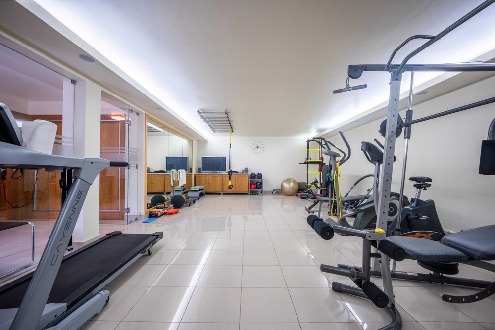 Excelente quinta com 34.876 m2 com moradia de autor