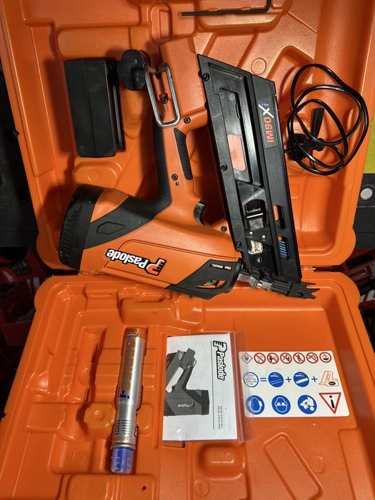 Газовий цвяхозабивний пістолет Paslode IM90Xi