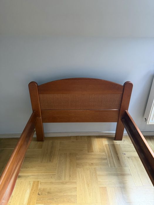 Łóżko drewniane + stelaż oraz  materac