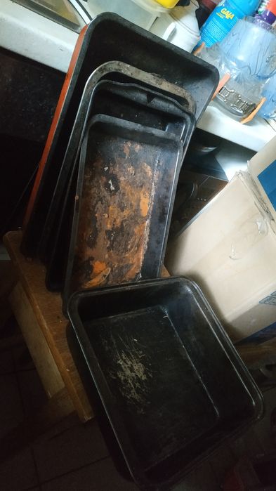 Сковородки и формочки разные