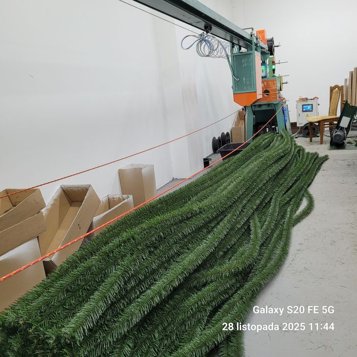 Igliwie sztuczne-choinkowe,baty,węże,girlanda do stroików  Producent