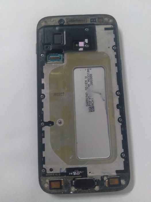Samsung galaxy J530 2/16 NFC робочий, на запчастини, битий дисплей