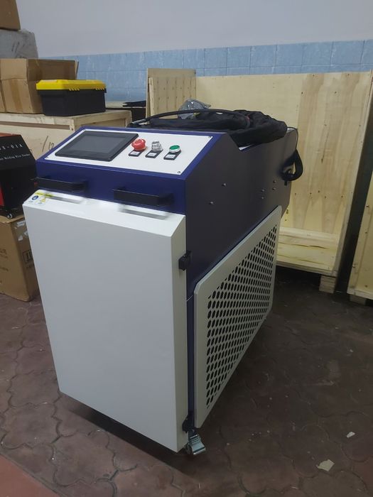 Апарат лазерної зварки RAYCUS 2500W 4 в 1