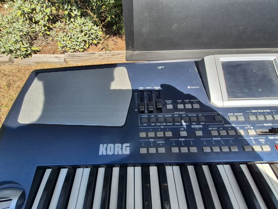 Sprzedam keyboard KORG PA500