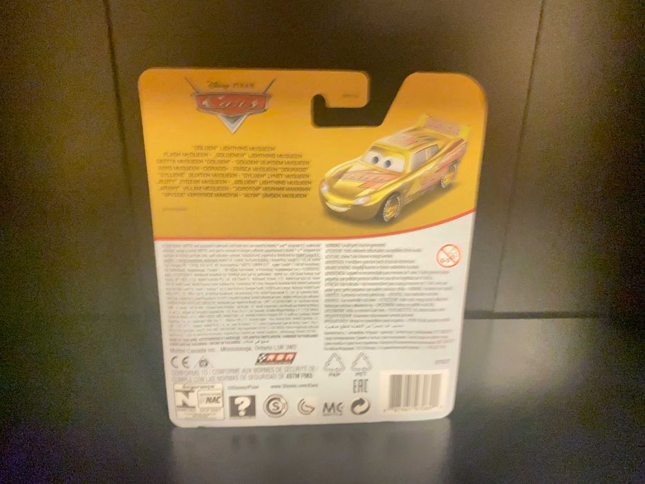 Faísca McQueen Dourado (Disney Pixar Cars)