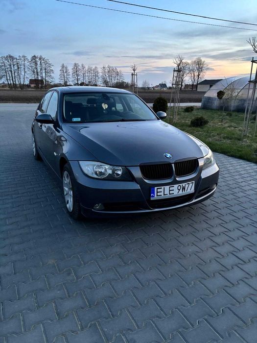 BMW E90 2.0 Bęzyna