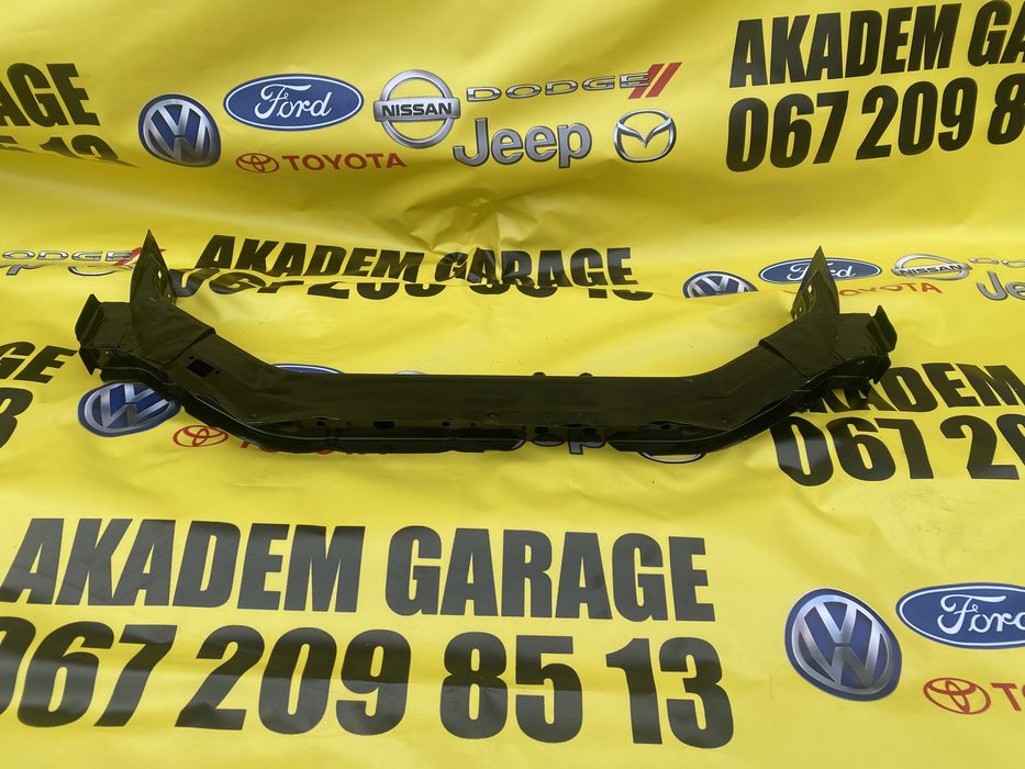 бампер передній dodge journey sxt решетки