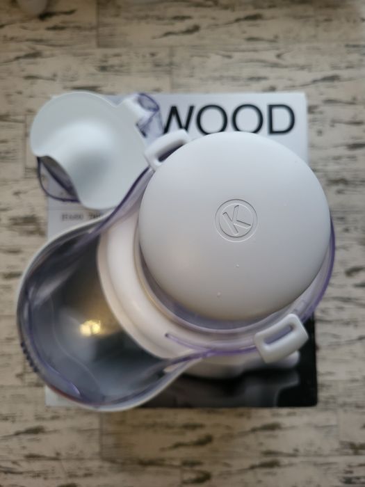 Соковижималка Kenwood JE680