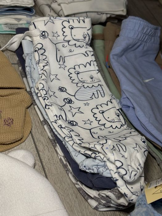 Лот одягу від 50 до 68 р кокон та іграшка в подарунок