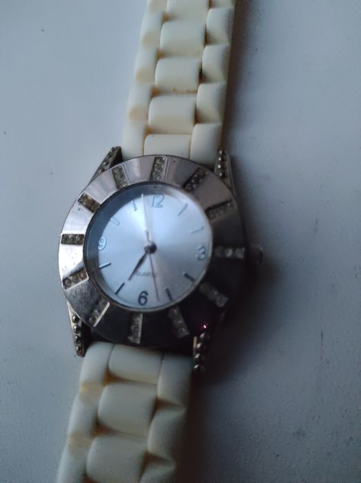 Жіночі часи Eternal Lowe