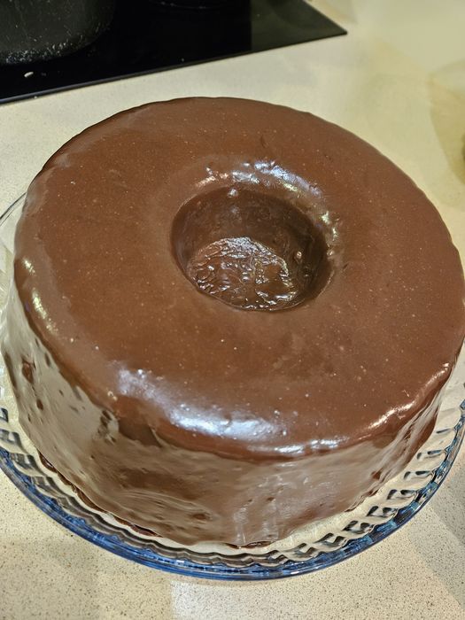 Bolo de Cenoura com Cobertura de Chocolate