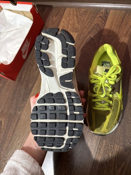 Кросівки nike zoom vomero 5