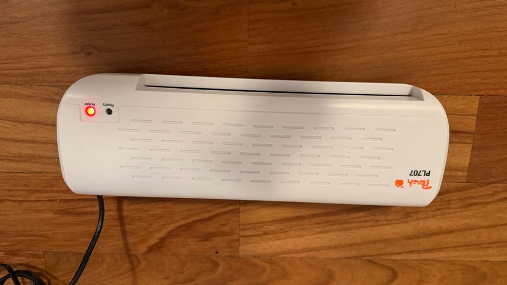 Laminator biurowy Beach PL707