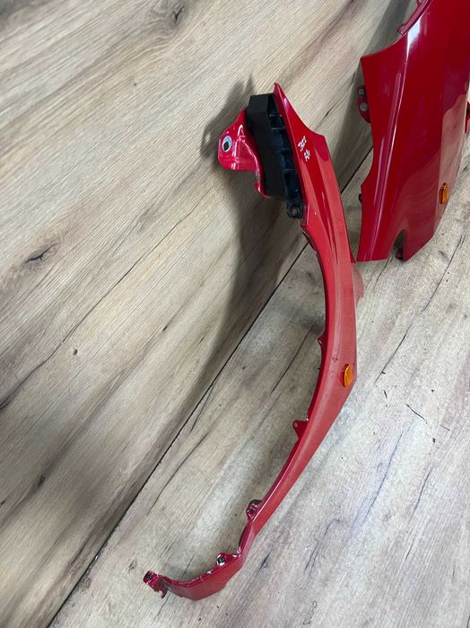 Błotnik przedni lewy prawy Honda Jazz kolor r81